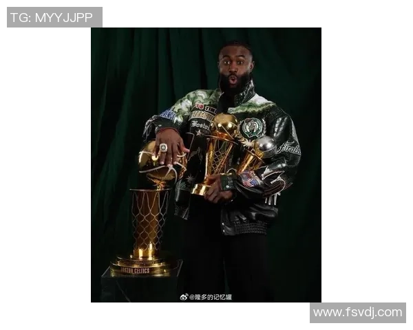 杰伦布朗的崛起之路:从新秀到NBA明星的奋斗历程 杰伦布朗的崛起之路:从新秀到NBA明星的奋斗历程